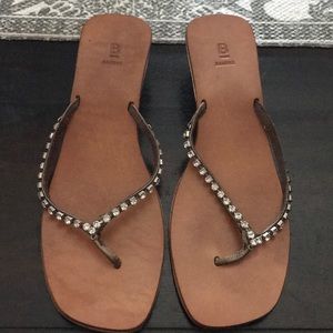 Rhinestone wedge flip flop